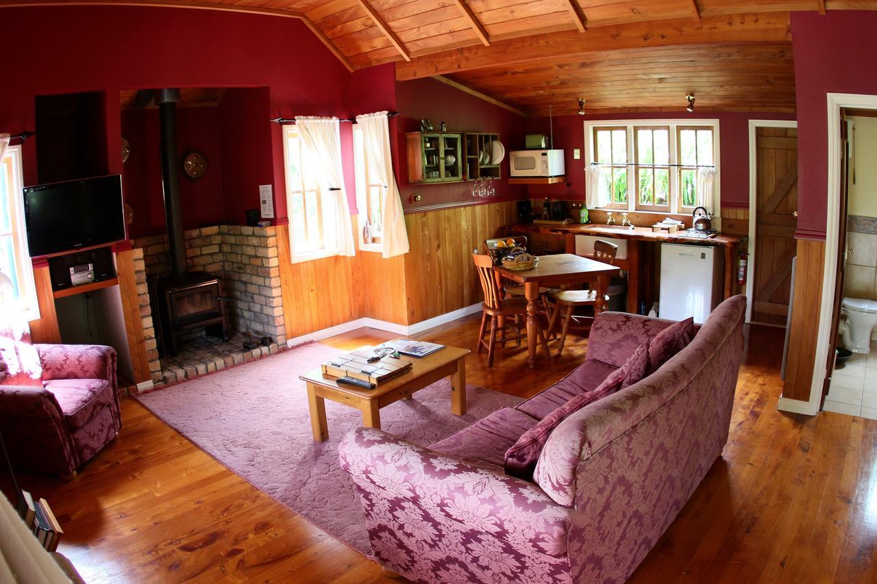 Vineyard Cottages - Kumeu Waimauku Buitenkant foto